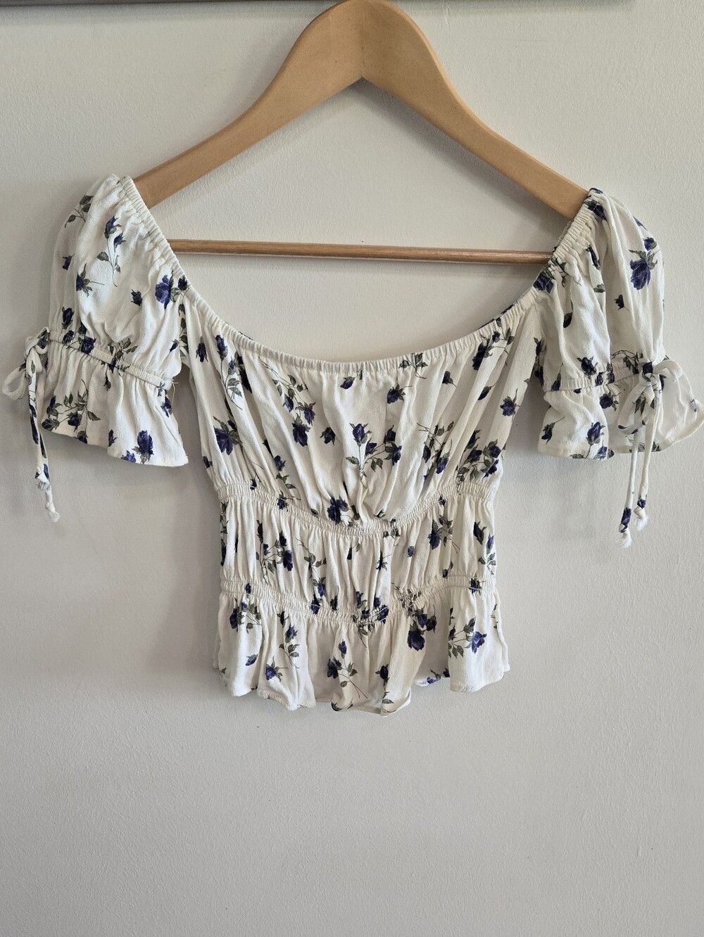 Reformation White Floral Milkmaid Off-Shoulder Smocked Crop Top S